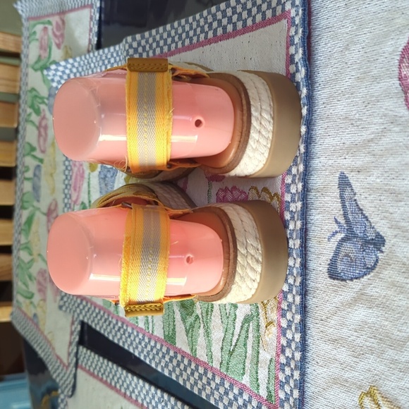 Lucky brand sandals - Picture 3 of 6